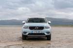 Volvo XC40 T3 Momentum 2018 года (UK)